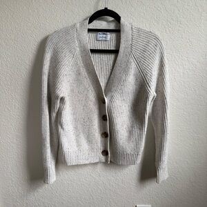 Old Navy Cream Speckled V-Neck Button-Up Cardigan